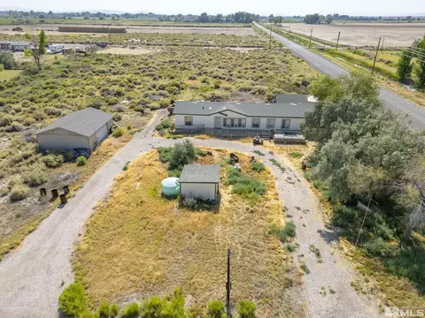 999 Clark Ln, Fallon, NV 89406