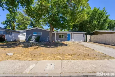 1118 Greenbrae Dr, Sparks, NV 89431