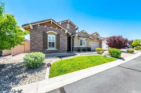2290 Arpagos Ln, Reno, NV 89521
