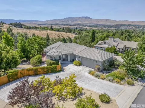 2215 Andromeda Way, Reno, NV 89509