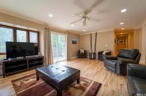 176 S Benjamin Dr, Stateline, NV 89449