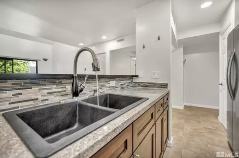2750 Plumas St #307, Reno, NV 89509