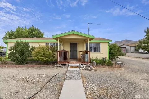 9 Mobil Dr, Yerington, NV 89447