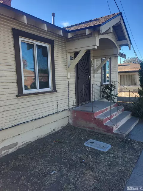 314 Rock Blvd, Sparks, NV 89431
