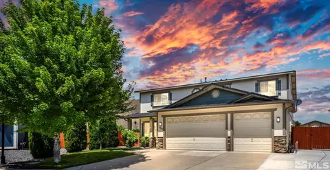 17635 Trout Ct, Reno, NV 89508