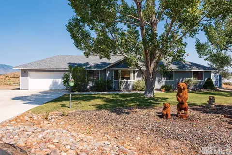 1840 Long Ct, Gardnerville, NV 89410