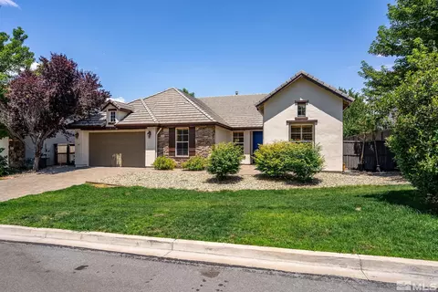 631 Aberdeen Ct, Reno, NV 89521