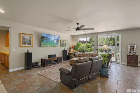 631 Aberdeen Ct, Reno, NV 89521 photo 7