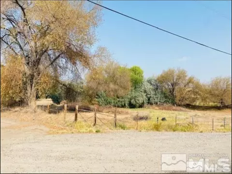 990 Taylor Pl, Fallon, NV 89406