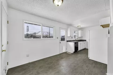 160 E Cedar St, Fernley, NV 89408 photo 6