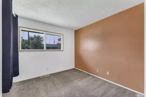 160 E Cedar St, Fernley, NV 89408 photo 16