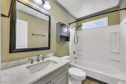 160 E Cedar St, Fernley, NV 89408 photo 13