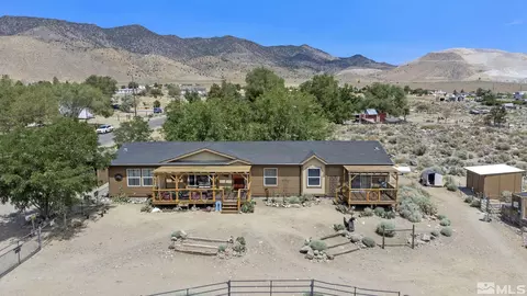 146 Edith Ln, Dayton, NV 89403