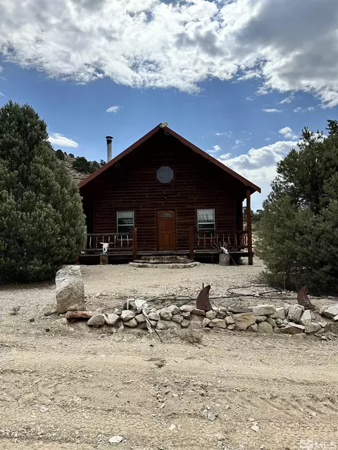 344 Main St, Tonopah, NV 89049