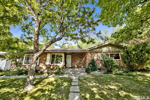 1220 Skyline Blvd, Reno, NV 89509