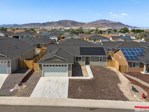 4568 Rutledge St, Fernley, NV 89408