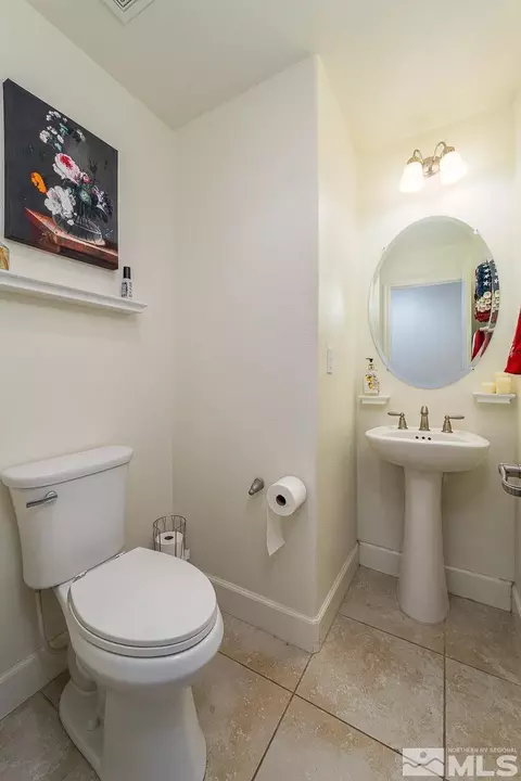 10601 Brittany Park Dr, Reno, NV 89521 photo 8