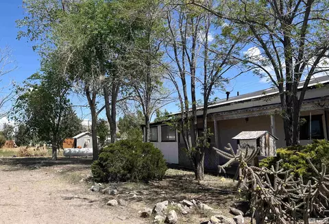 567 Pete Henrichs Rd, Yerington, NV 89447