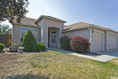 830 Wild Hawk Dr, Sparks, NV 89436