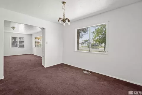 643 Douglas St, Fallon, NV 89406 photo 14