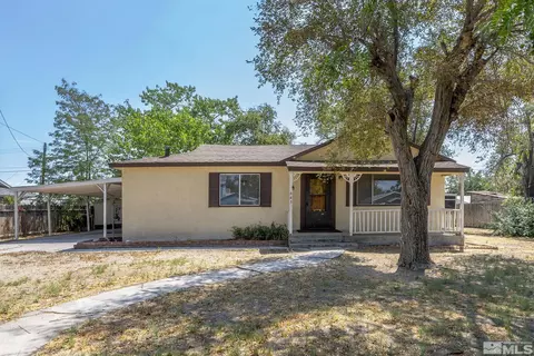 643 Douglas St, Fallon, NV 89406 photo 2