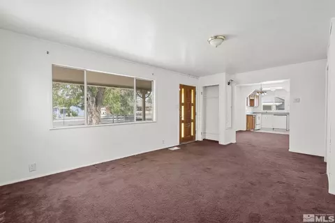 643 Douglas St, Fallon, NV 89406 photo 5