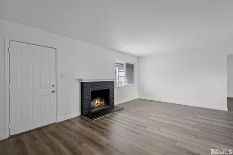 700 Munley Dr, Reno, NV 89503 photo 3