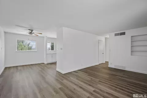 700 Munley Dr, Reno, NV 89503 photo 4