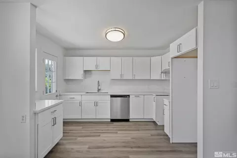 700 Munley Dr, Reno, NV 89503 photo 6