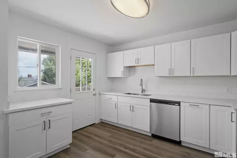 700 Munley Dr, Reno, NV 89503 photo 8