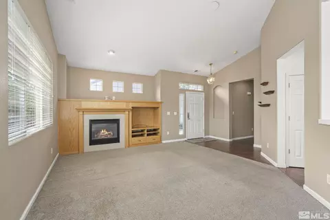 10413 Summershade Ln, Reno, NV 89521 photo 6