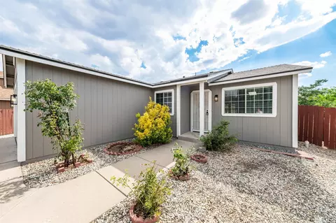 6575 Oglala Ct, Sun Valley, NV 89433