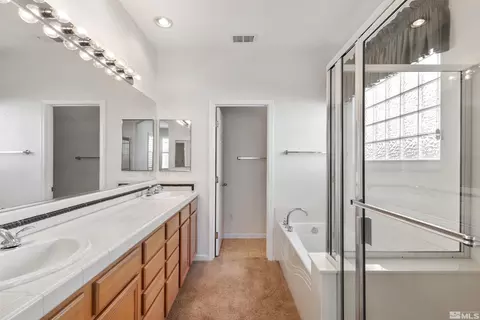 10501 Iron Point Cir, Reno, NV 89521 photo 15