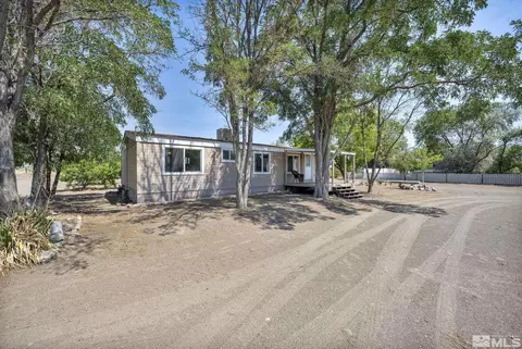 124 El Dorado Ave, Dayton, NV 89403