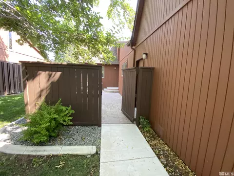2011 Branch Ln, Reno, NV 89509
