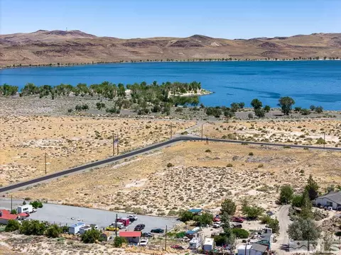 5025 Tamarack St, Silver Springs, NV 89429