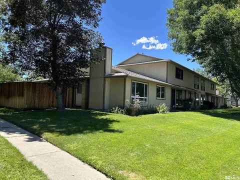 1120 Brooktree Dr #6, Sparks, NV 89434