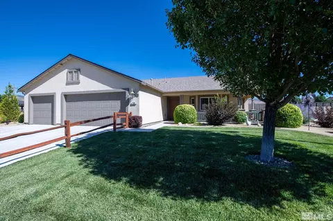 290 Snake River Way, Dayton, NV 89403