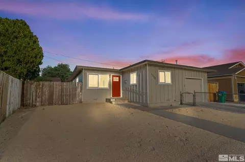 1350 Manhattan St, Reno, NV 89512
