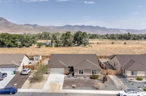 152 Carson River Dr, Dayton, NV 89403