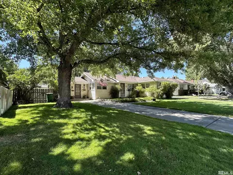 208 Mary St, Carson City, NV 89703