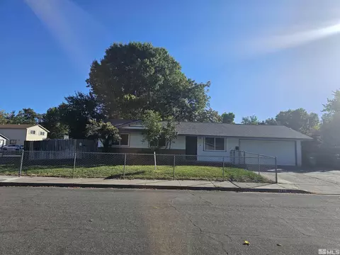 780 Autumn Hills Dr, Reno, NV 89502