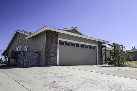 1073 Ricegrass Ln, Tonopah, NV 89049