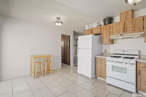 3275 Everett Dr, Reno, NV 89503 photo 7