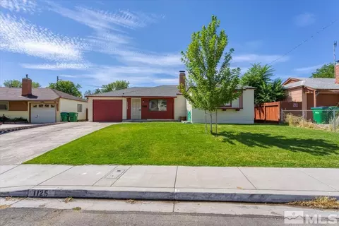 1125 Gault Way, Sparks, NV 89431