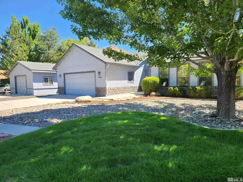 2963 San Fernando Dr, Minden, NV 89423