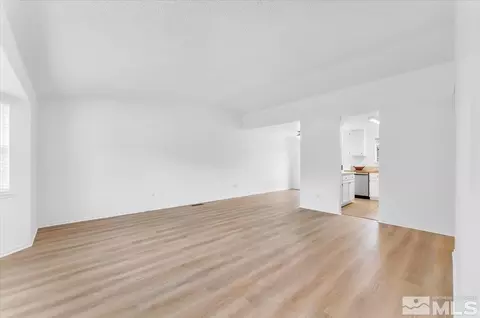 8684 Strutter Way, Reno, NV 89506 photo 5