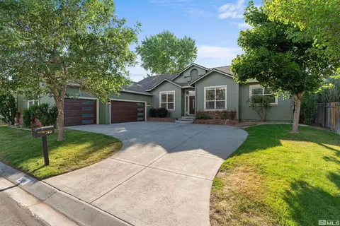 2428 Oak Ridge Dr, Carson City, NV 89703