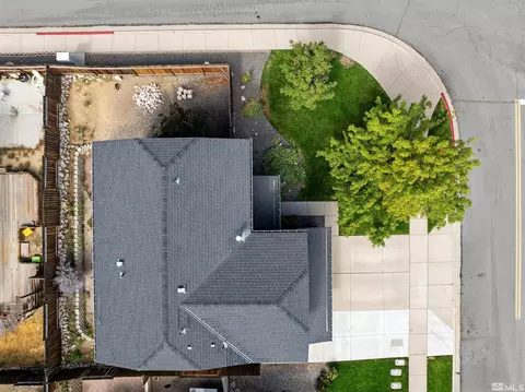 7496 Spey Dr, Reno, NV 89506 photo 3
