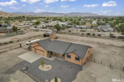 1155 Dinah Dr, Fernley, NV 89408